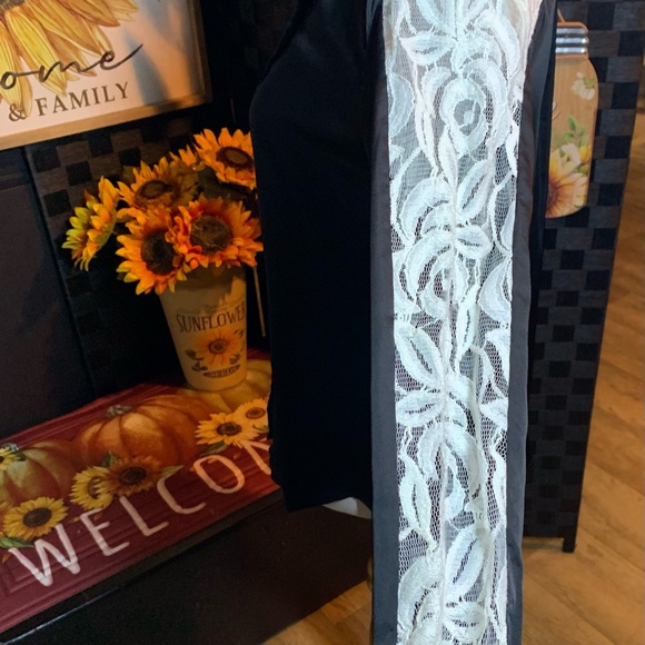 Women’s black with lace button down blouse. - Picture 7 of 7